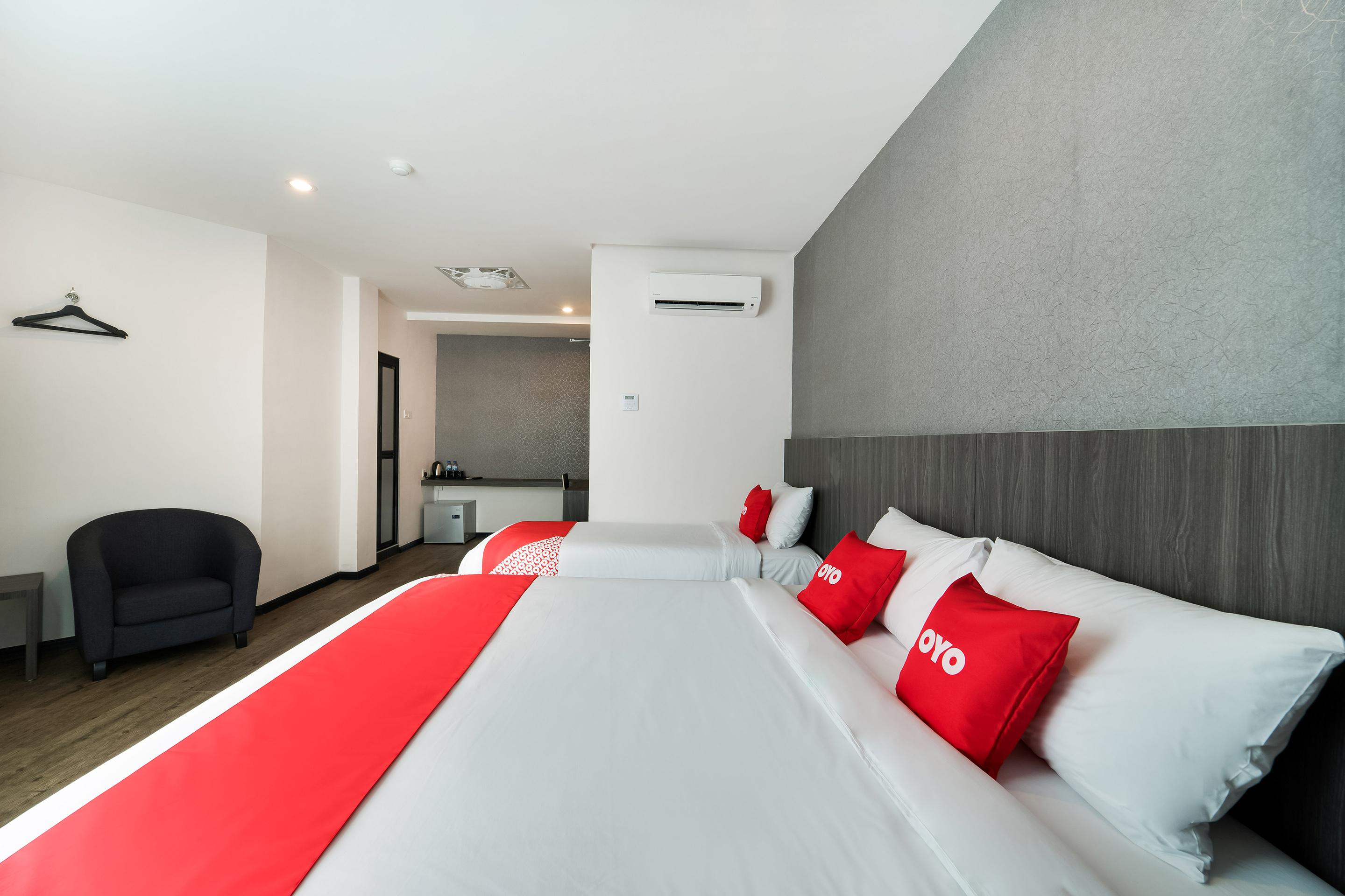 Capital O 89386 Stay 365 Hotel Changlun Buitenkant foto