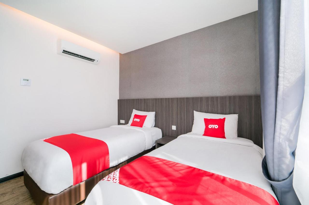 Capital O 89386 Stay 365 Hotel Changlun Buitenkant foto